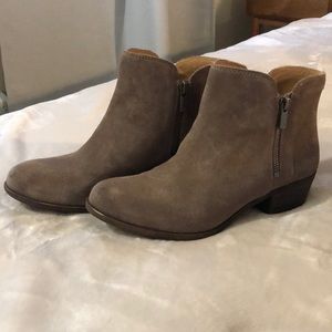 Lucky breah bootie